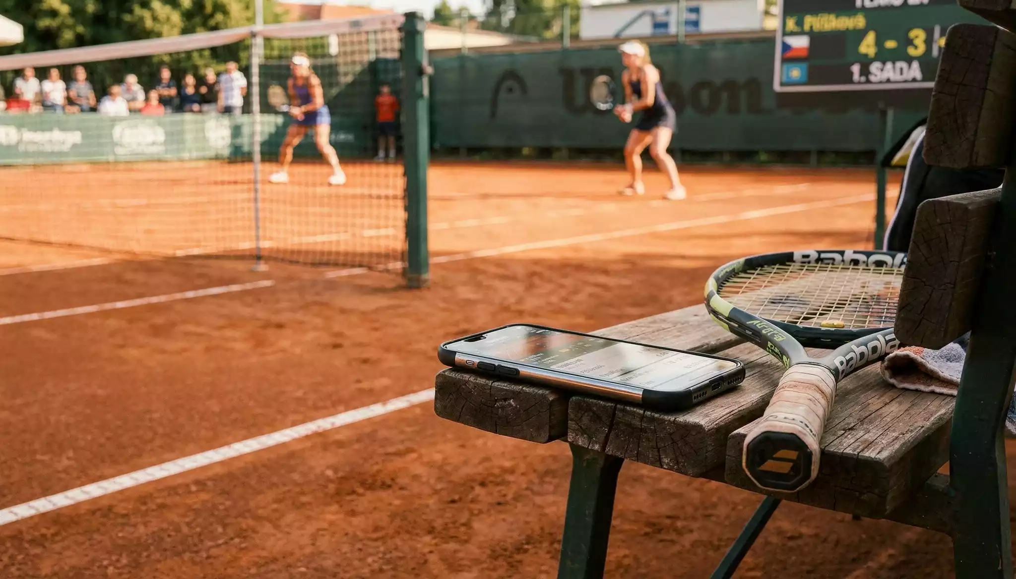 Srovnání prematch a live sázek na tenis s pohybem kurzů v reálném čase